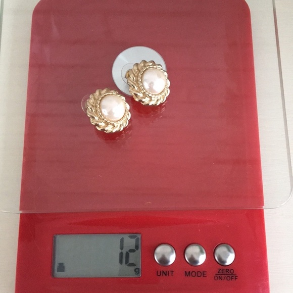 Gold Faux Pearl Pierced Earrings - Picture 7 of 8